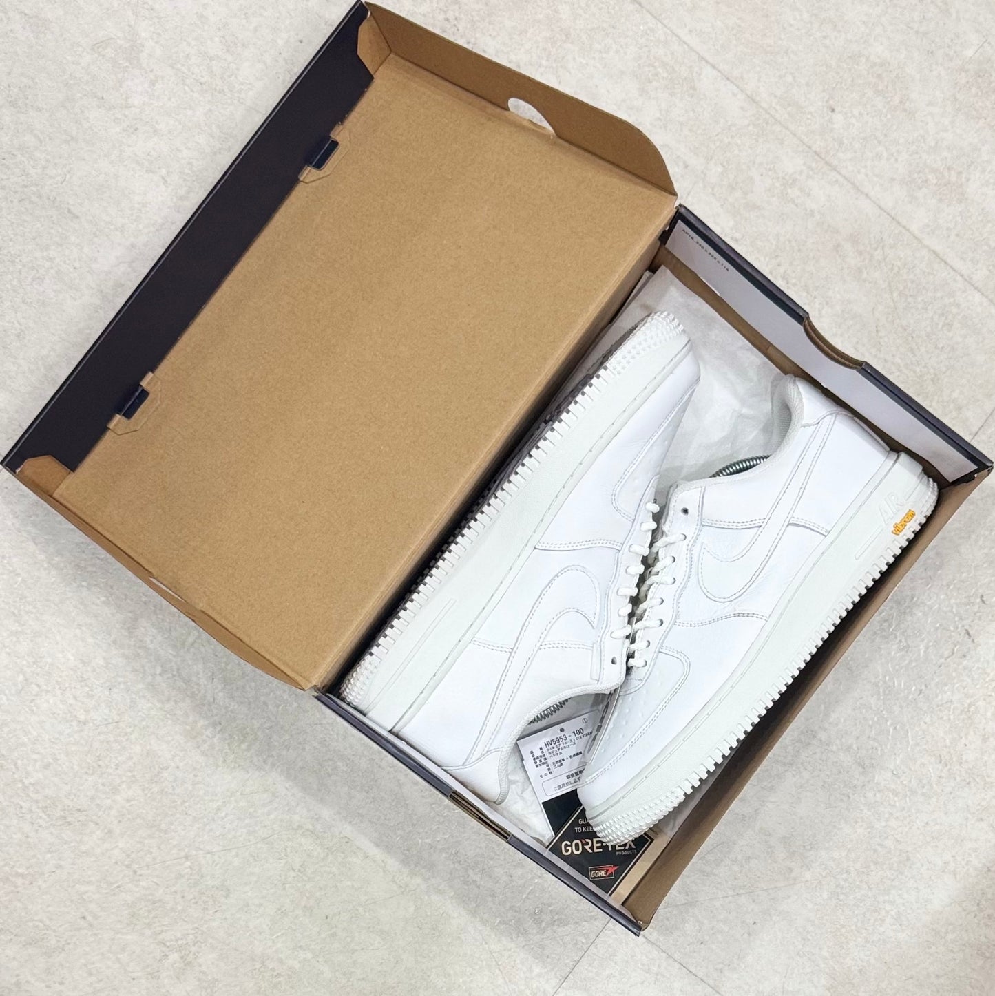 HV5953-100 Nike Air Force 1 Gore-Tex Vibram Summit White