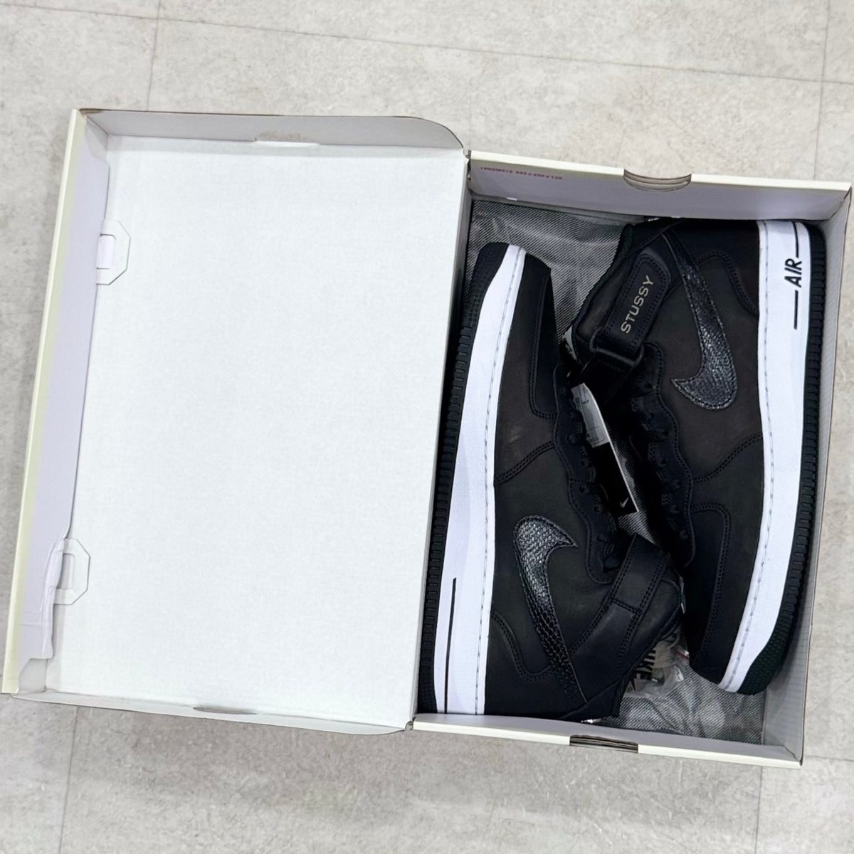 DJ7840-001 Nike Air Force 1 Stussy Black