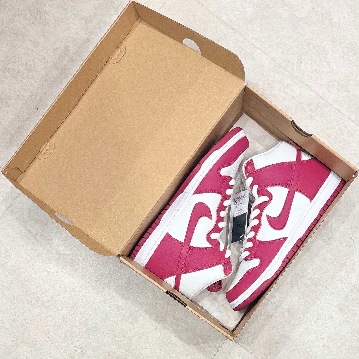 DQ4485-600 Nike SB Dunk Sweet Beet