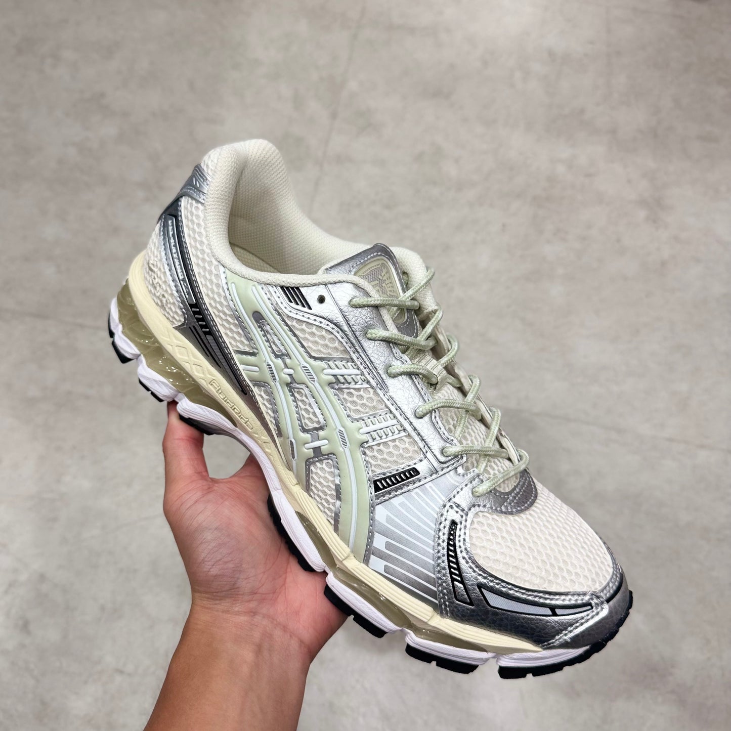 1203A555-100 Asics Gel-Kayano 12.1 Kith