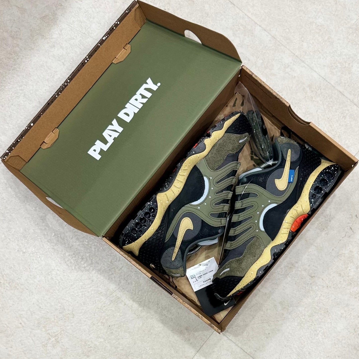 FN7546-300 Nike Air Terra Humara Undefeated Cargo Khaki