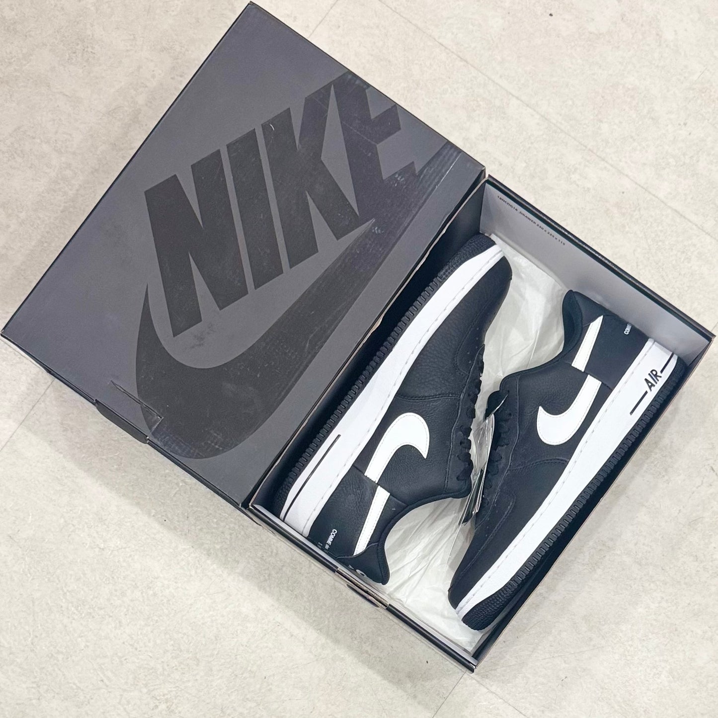 AR7623-001 Nike Air Force 1 Supreme CDG Black