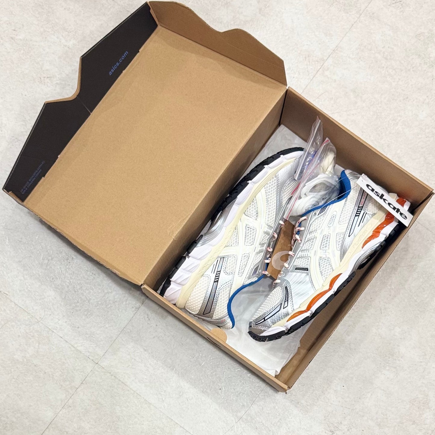 1203A555-101 Asics Gel-Kayano 12.1 Kith