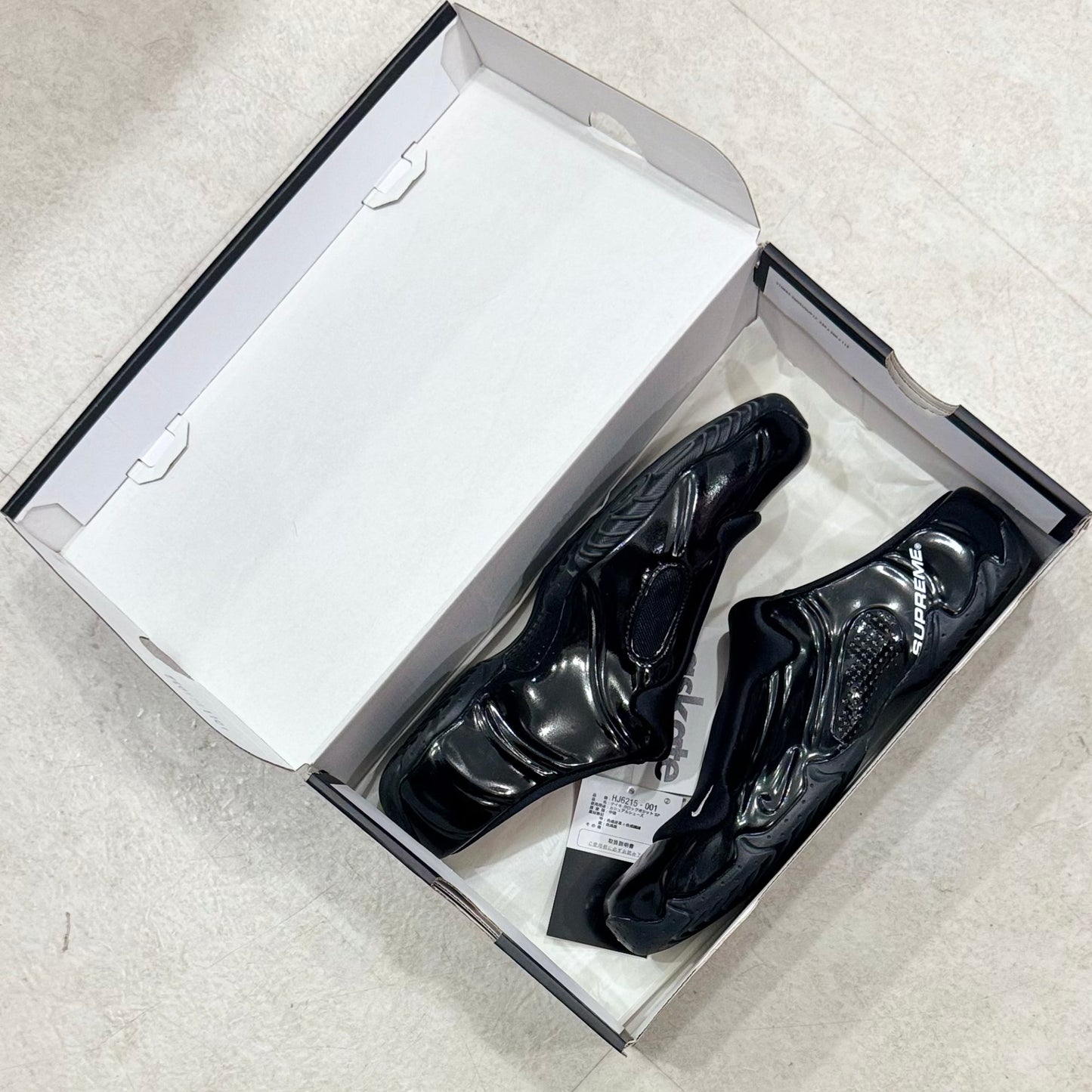 HJ6215-001 Nike Clogposite Supreme Black