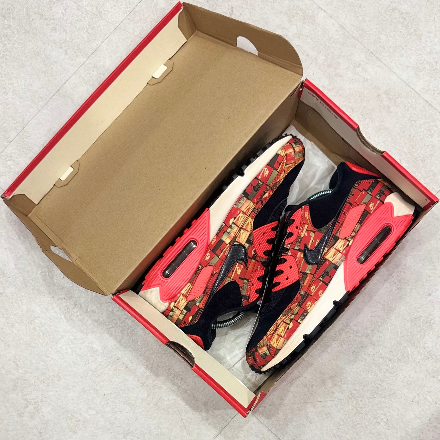 AQ0926-001 Nike Air Max 90 Atmos We Love