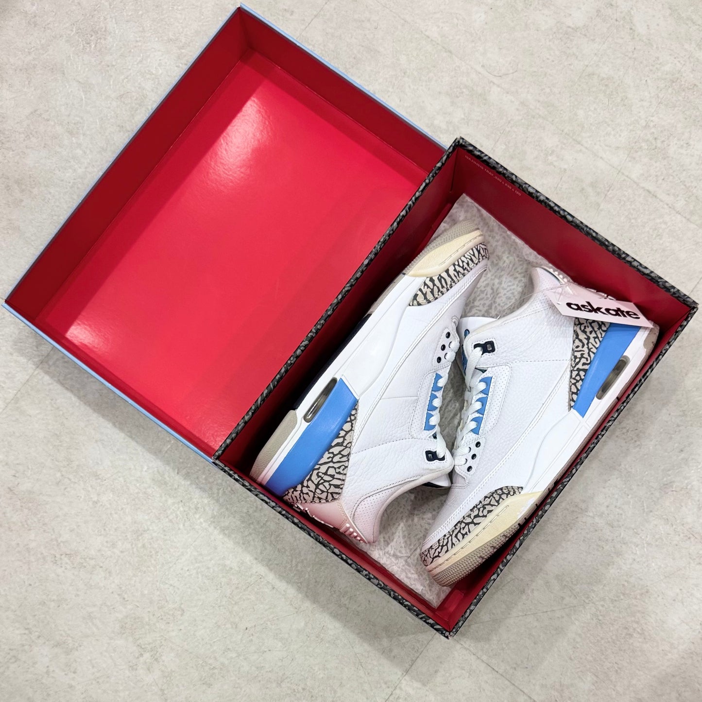 CT8532-104 Nike Air Jordan 3 UNC 2020