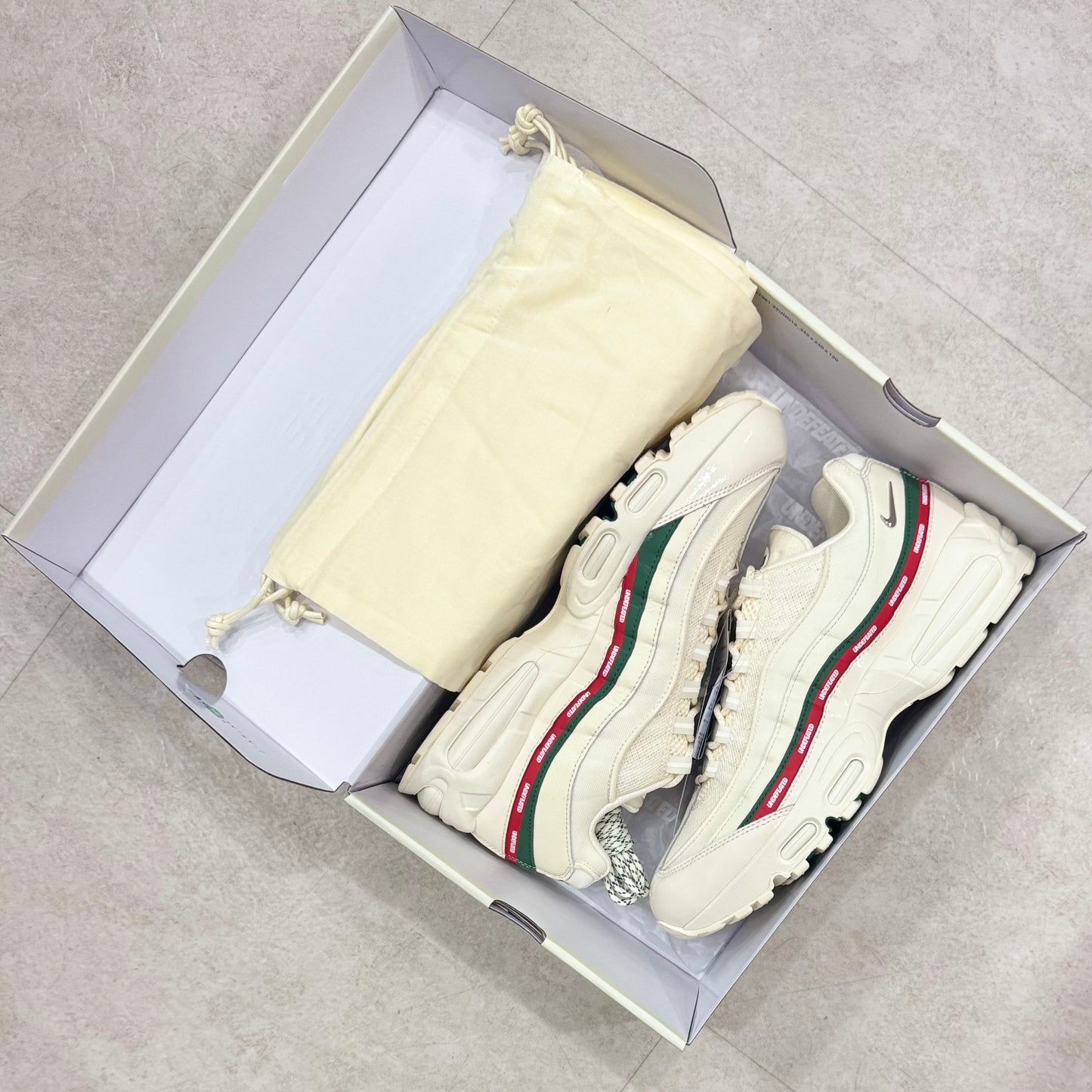 IB4453-100 Nike Air Max 95 Undefeated Sail