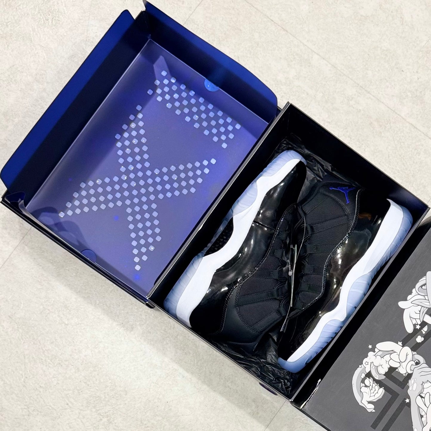 378037-003 Nike Air Jordan 11 Space Jam 2016
