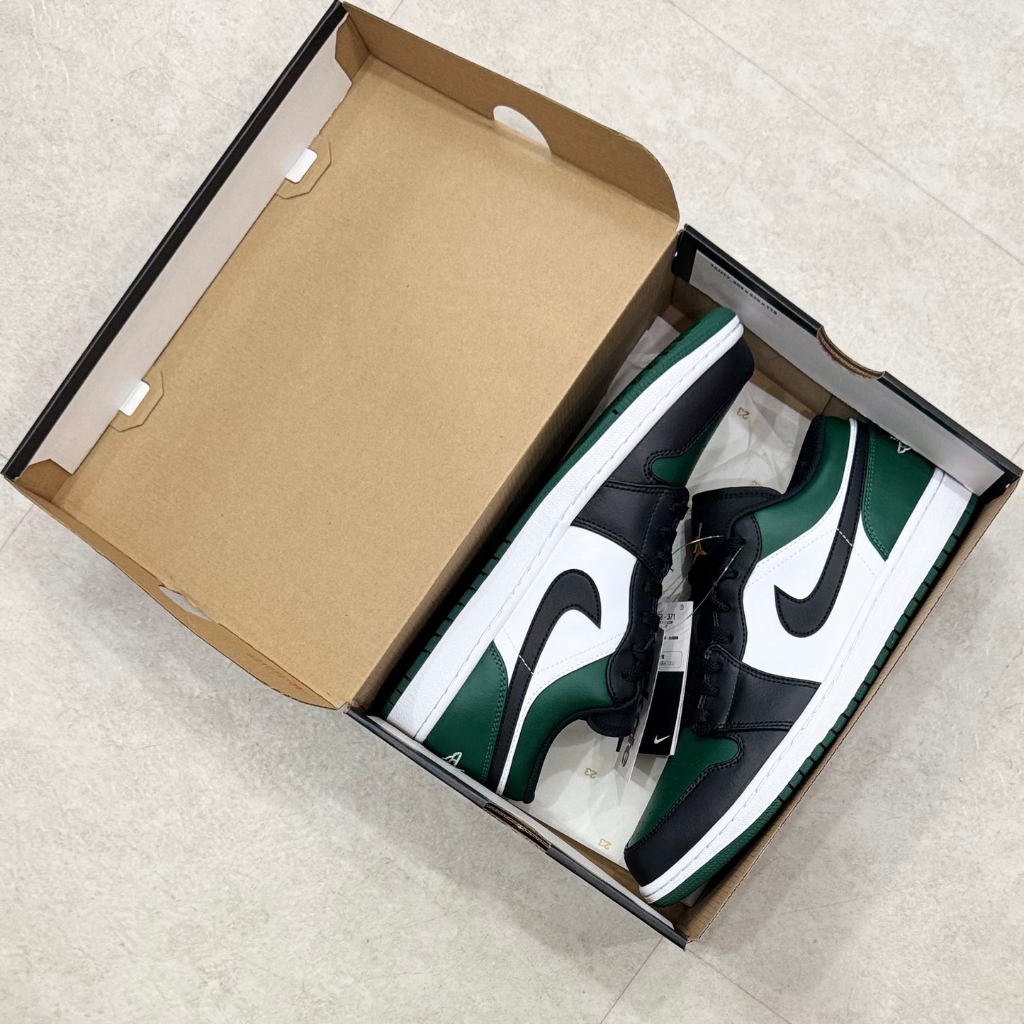553558-371 Nike Air Jordan 1 Noble Green 2021