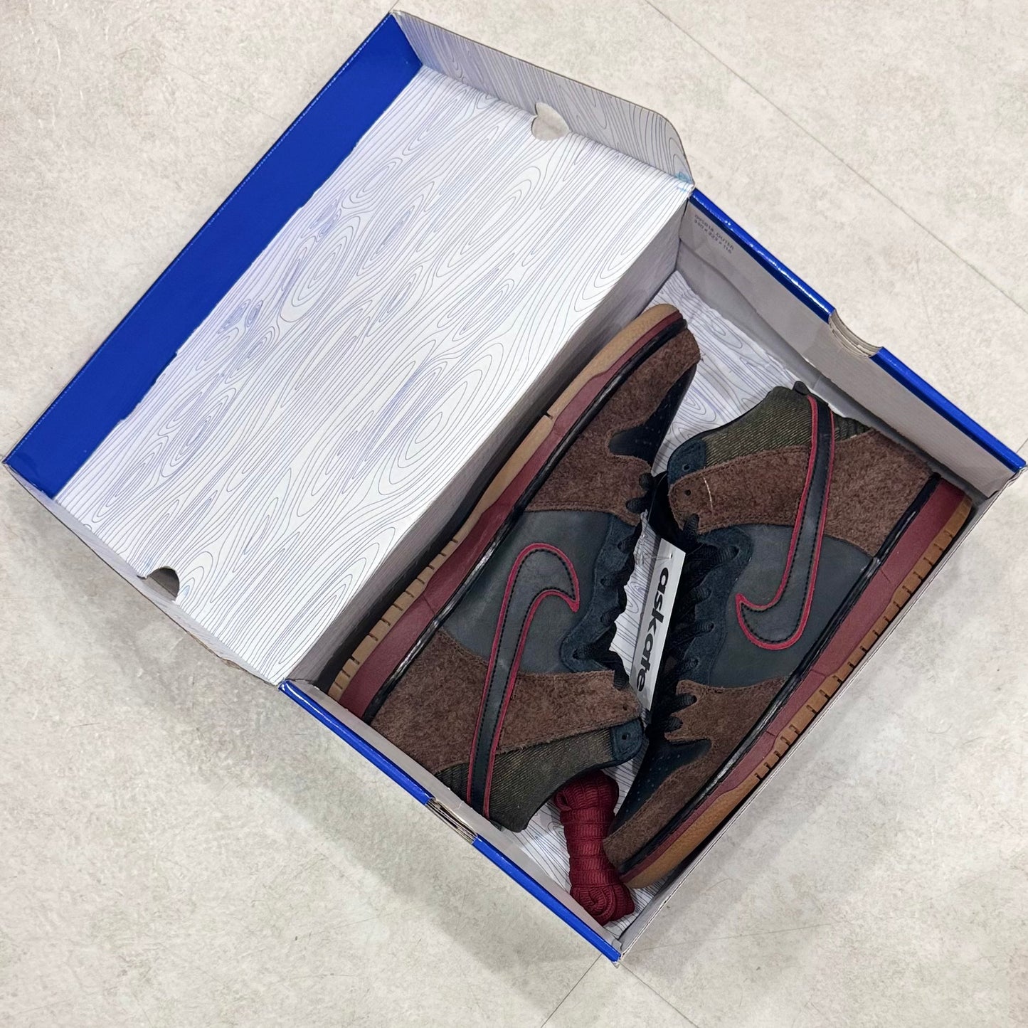313171-013 Nike SB Dunk Brooklyn Project Slayer