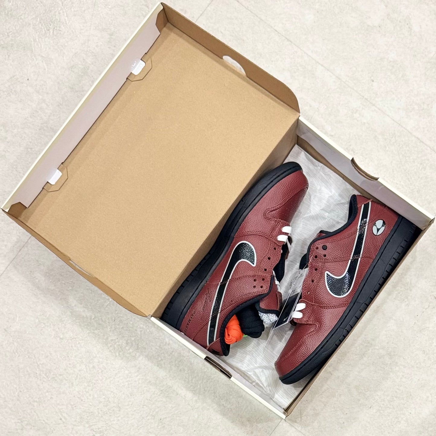 HJ4131-200 Nike SB Dunk Limosine Skateboards