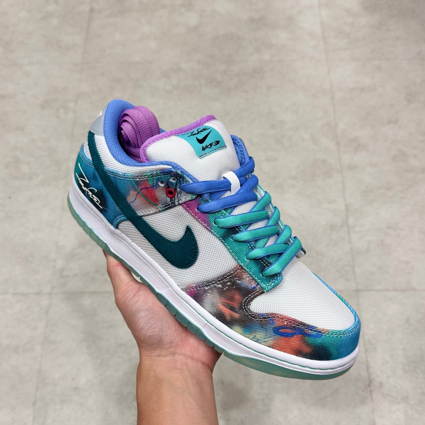 HF6061-400 Nike SB Dunk Futura 2024