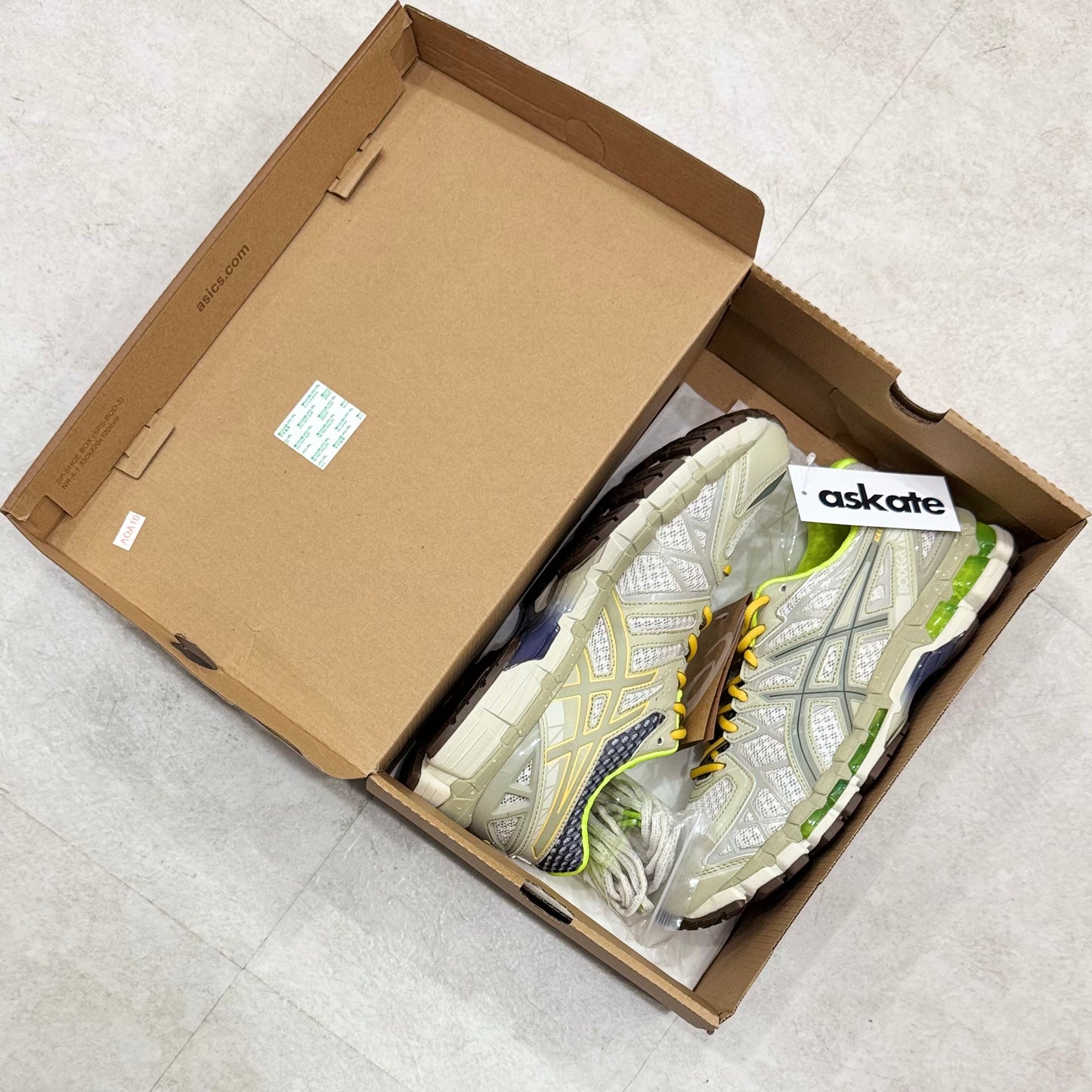 1203A621-201 Gel-Kayano 20 Bodega