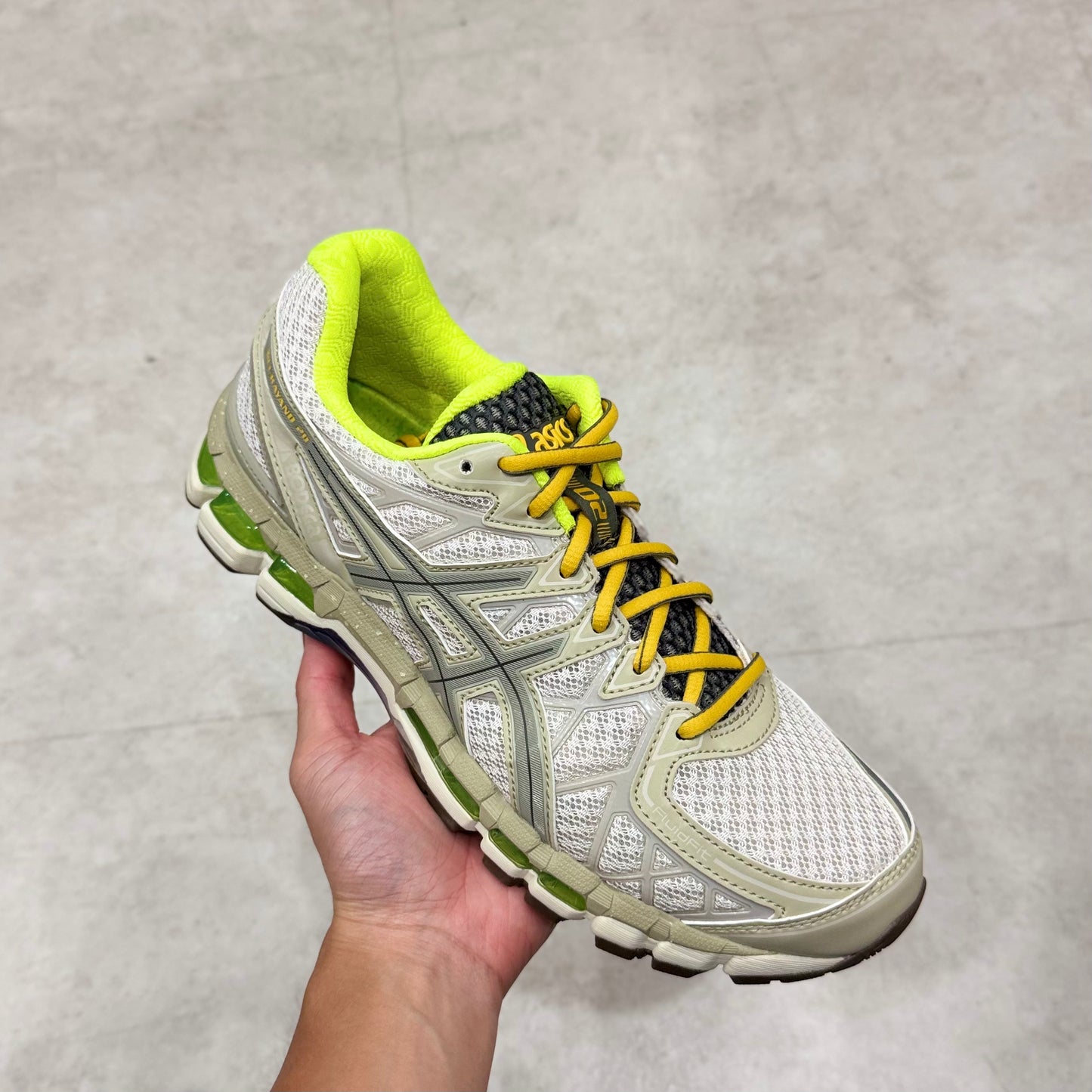 1203A621-201 Gel-Kayano 20 Bodega