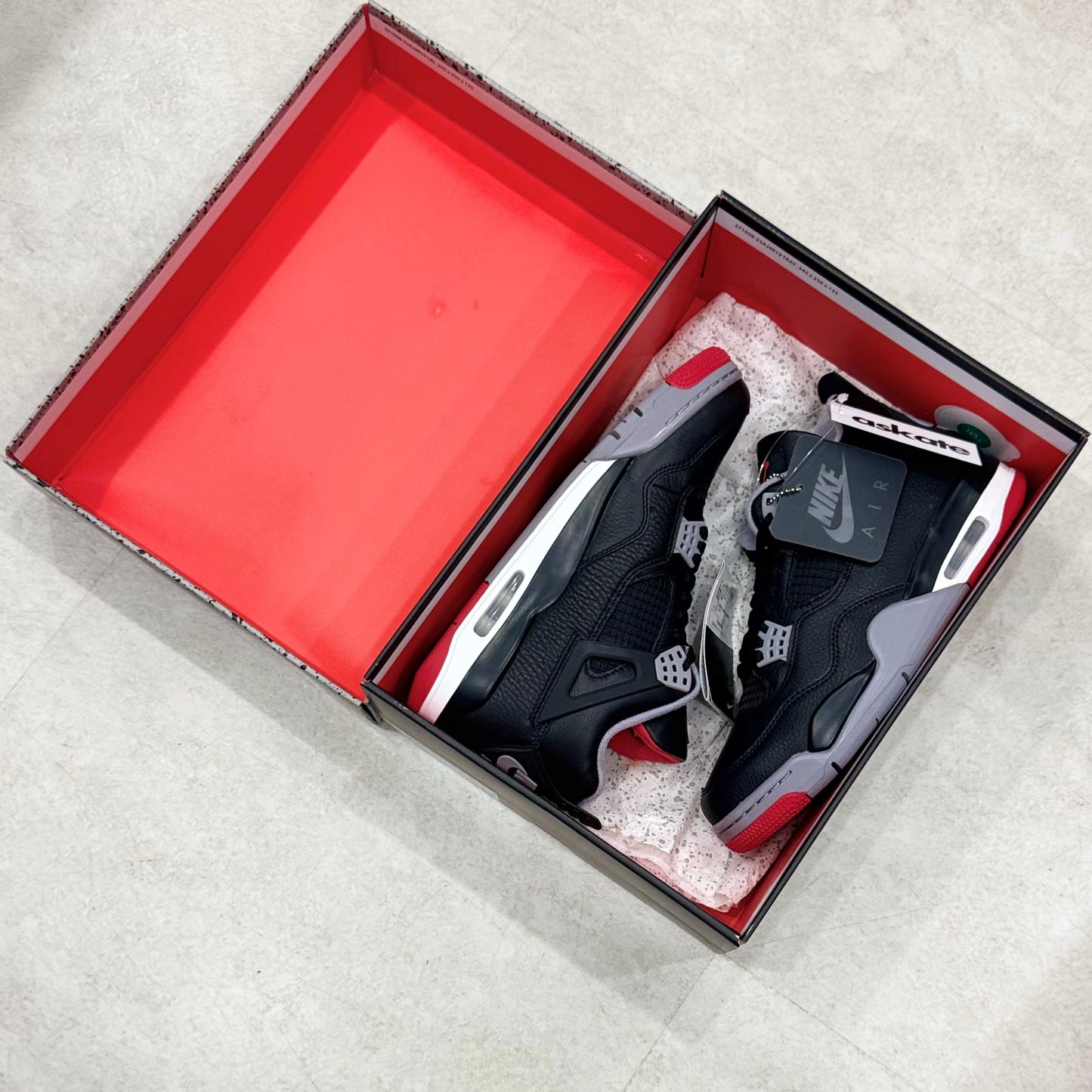 FV5029-006 Nike Air Jordan 4 Bred 2024