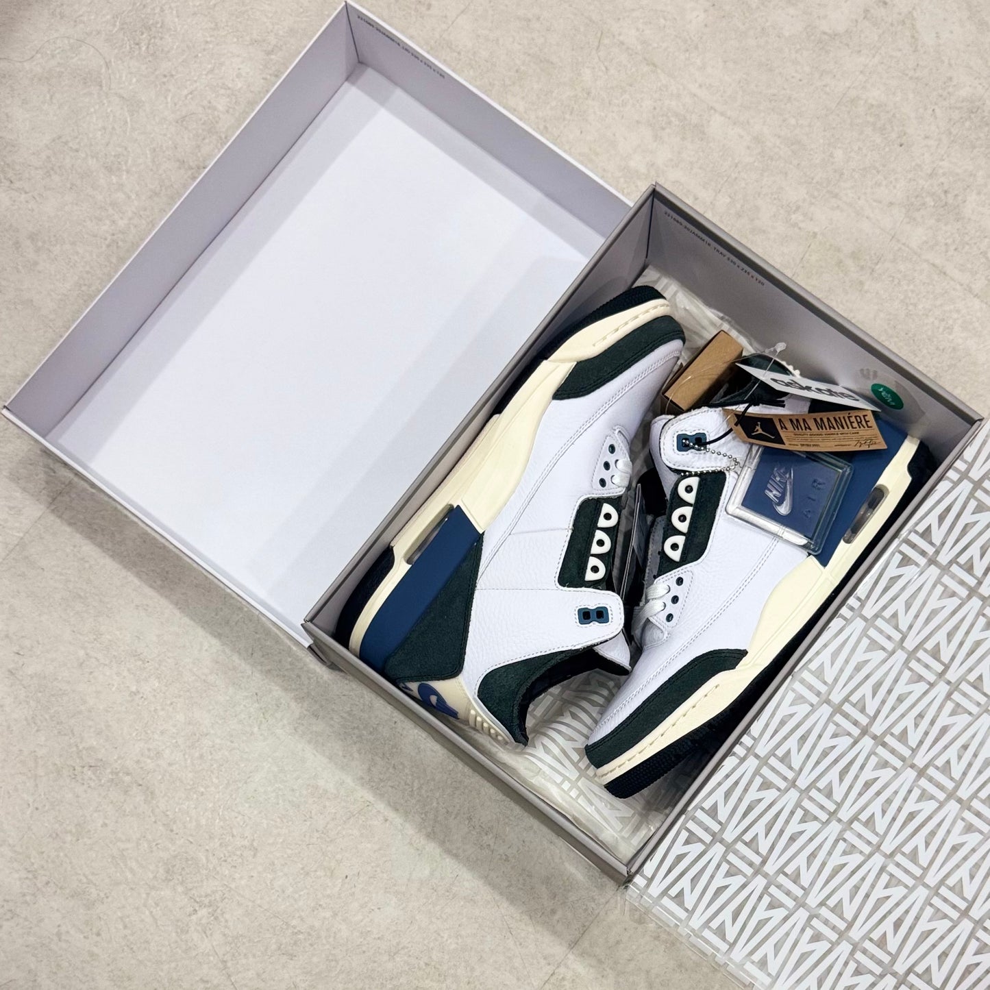 HV8571-100 Nike Air Jordan 3 A Ma Maniere 2025