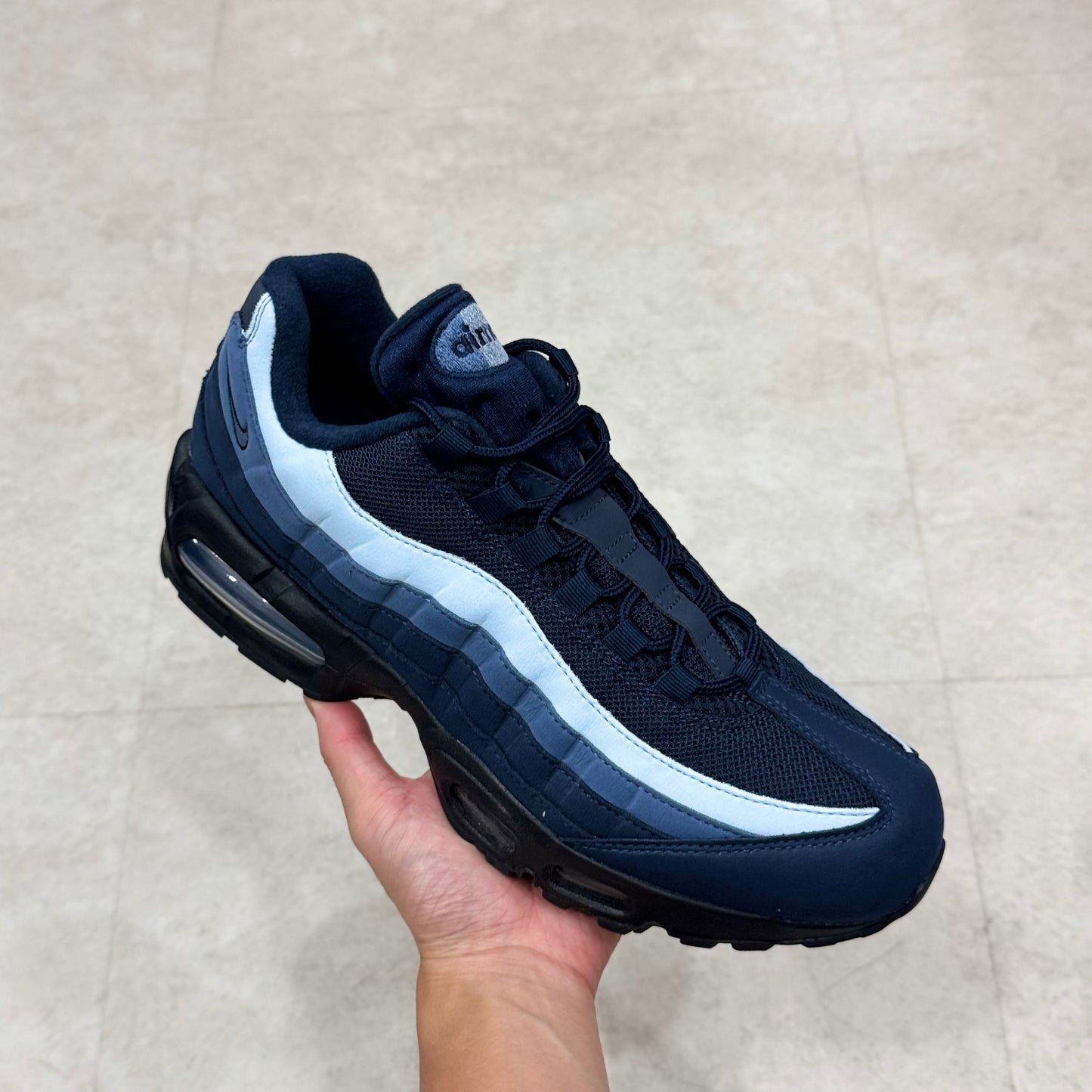 IH4457-400 Nike Air Max 95 Obsidian Celestine Blue