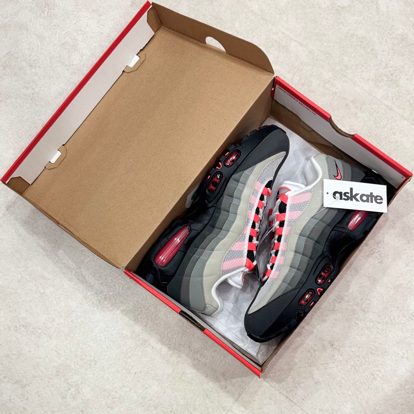 IM7410-001 Nike Air Max 95 Solar Red 2015
