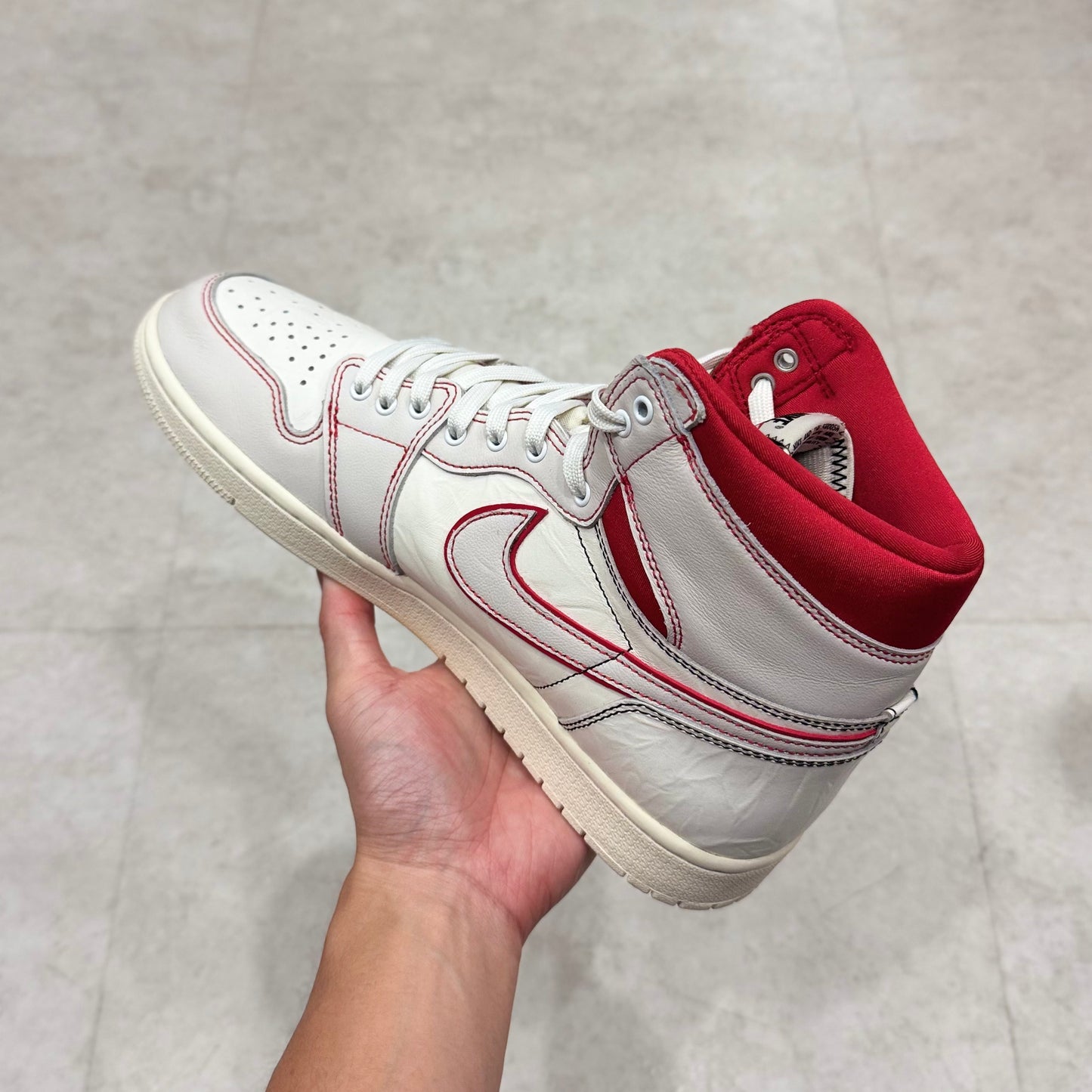 555088-160 Nike Air Jordan 1 Phantom 2019