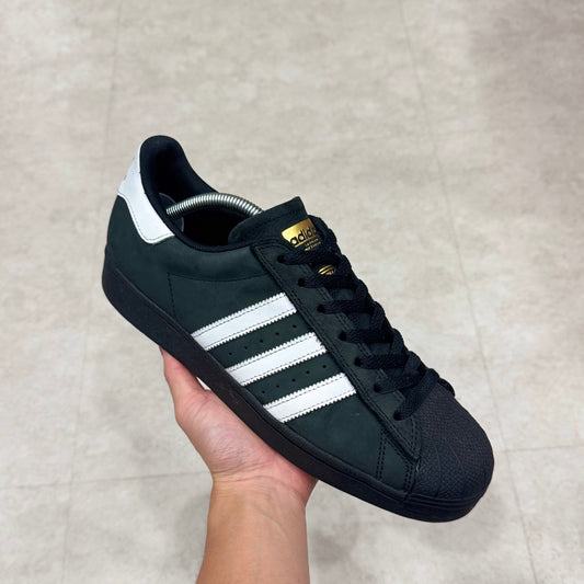 FV0321 Adidas Skateboarding Superstar Core Black