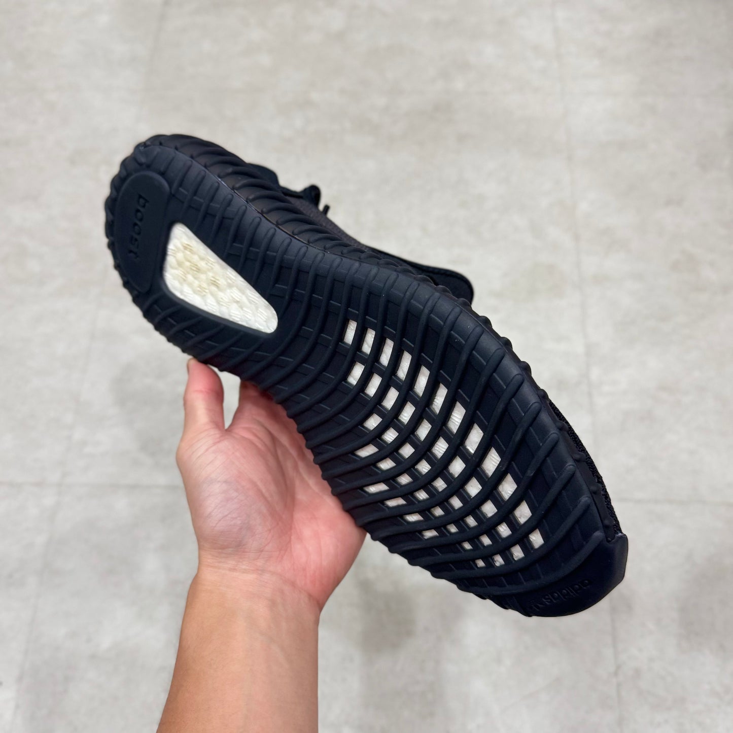 HQ4540 Adidas Yeezy Boost 350 V2 Onyx 2022