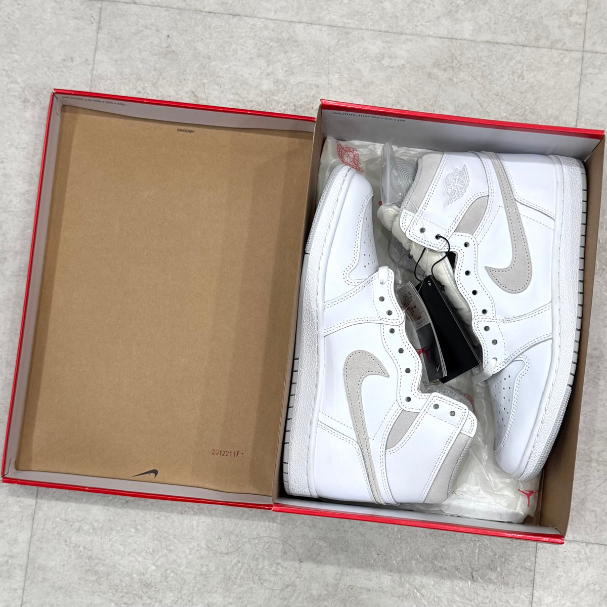 BQ4422-100 Nike Air Jordan 1 85 Neutral Grey