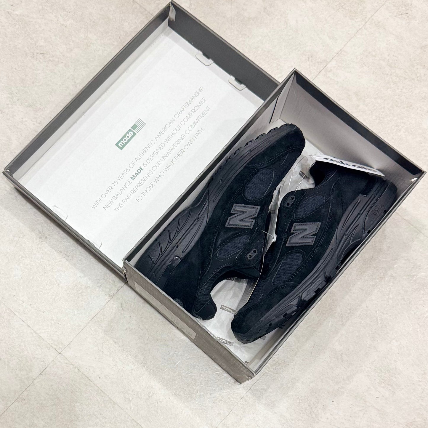 MR993TB New Balance 993 Triple Black