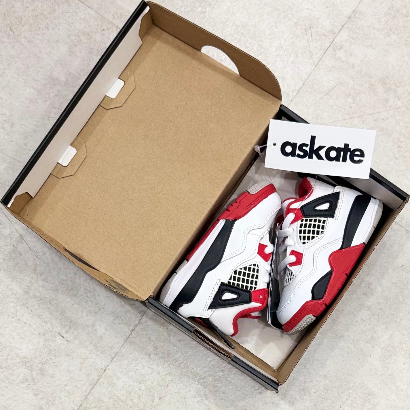 BQ7670-160 Nike Air Jordan 4 Fire Red