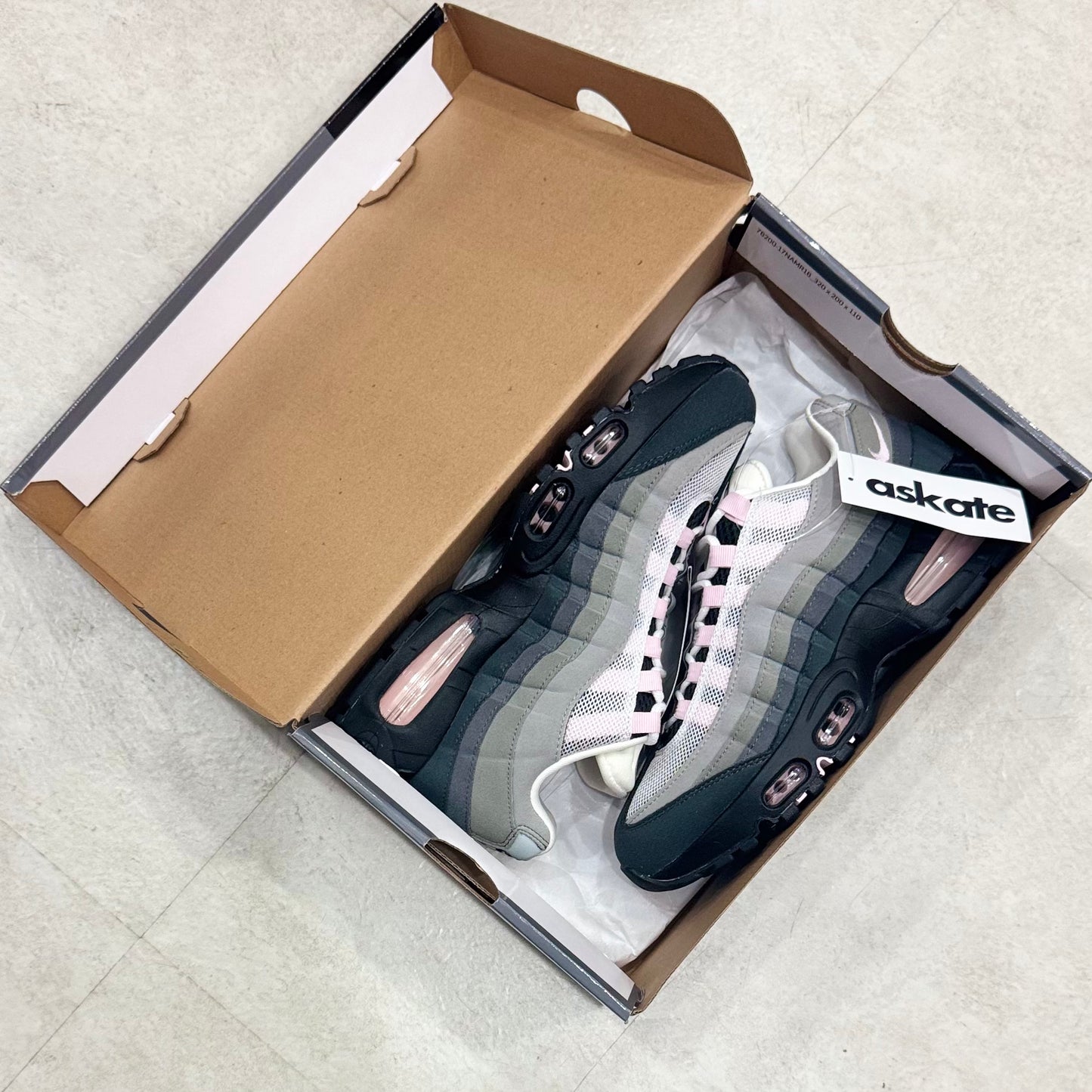 HJ5996-001 Nike Air Max 95 Pink Form