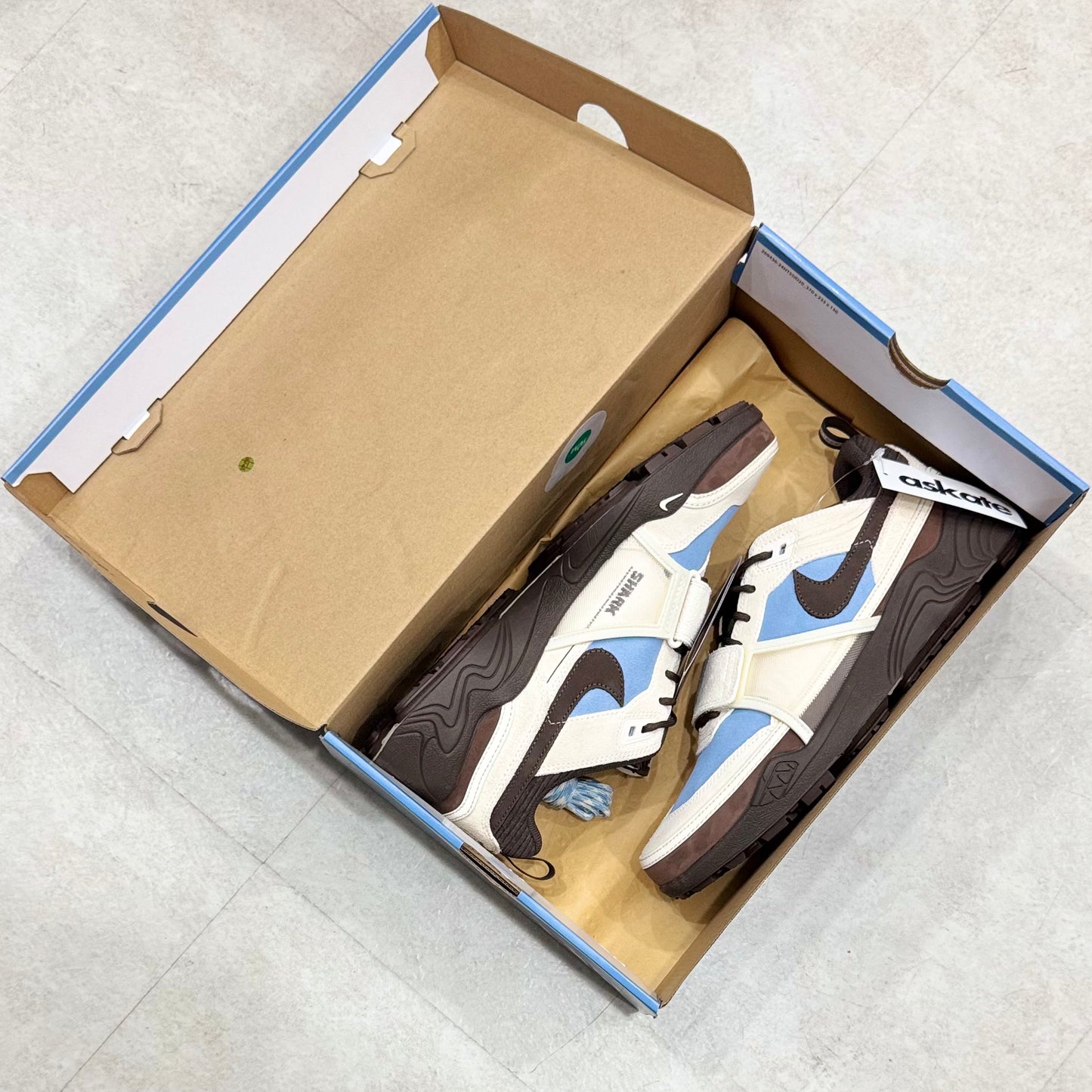 HQ3072-400 Nike Field Jaxx Travis Scott
