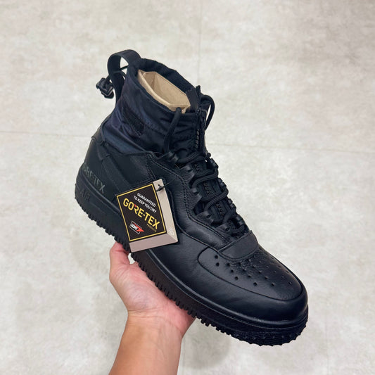 CQ7211-003 Nike Air Force 1 Gore-Tex Triple Black