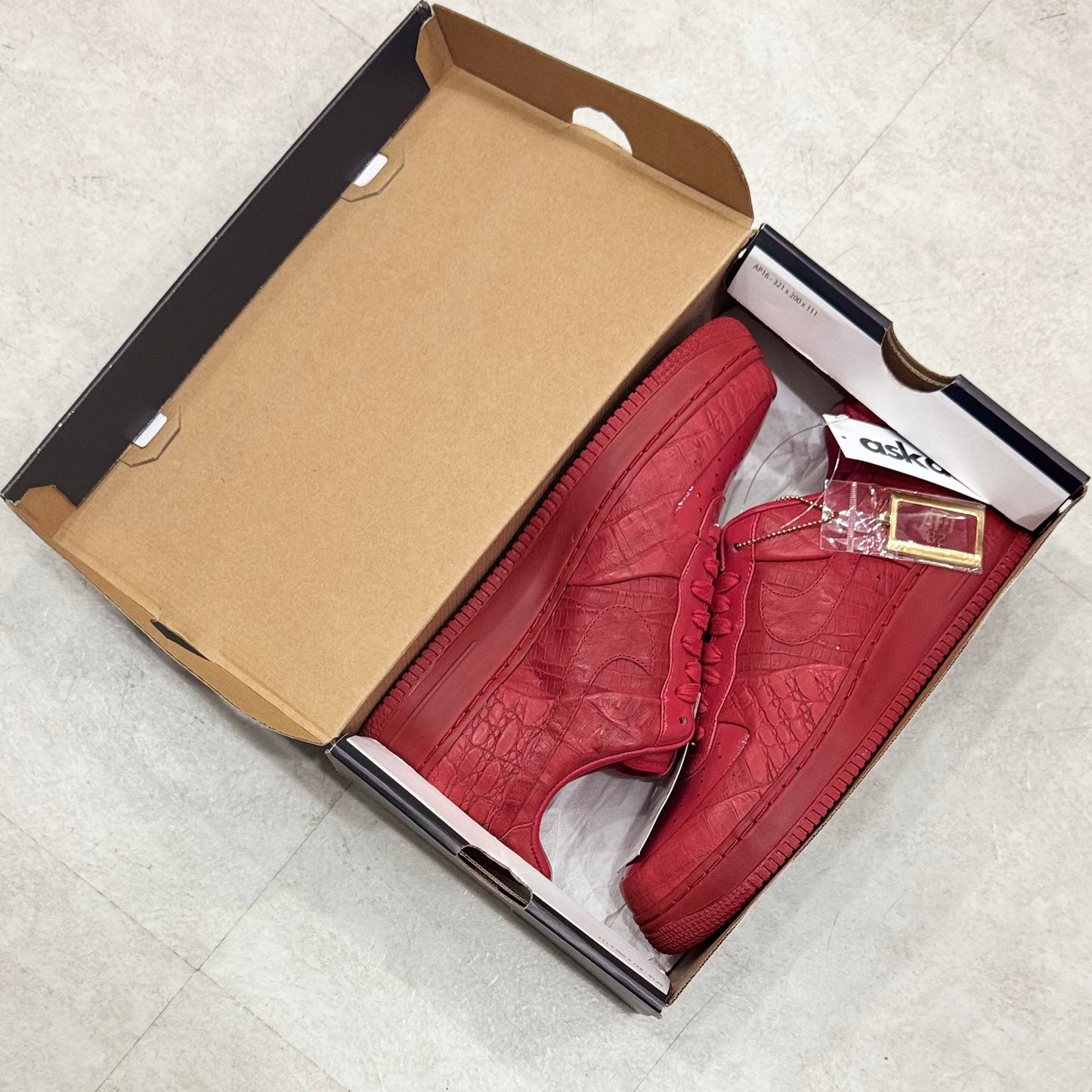 318985-661 Nike Air Force 1 Hectic