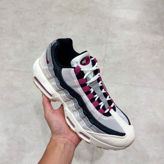 HF7545-100 Nike SB Air Max 95 Cactus Flower