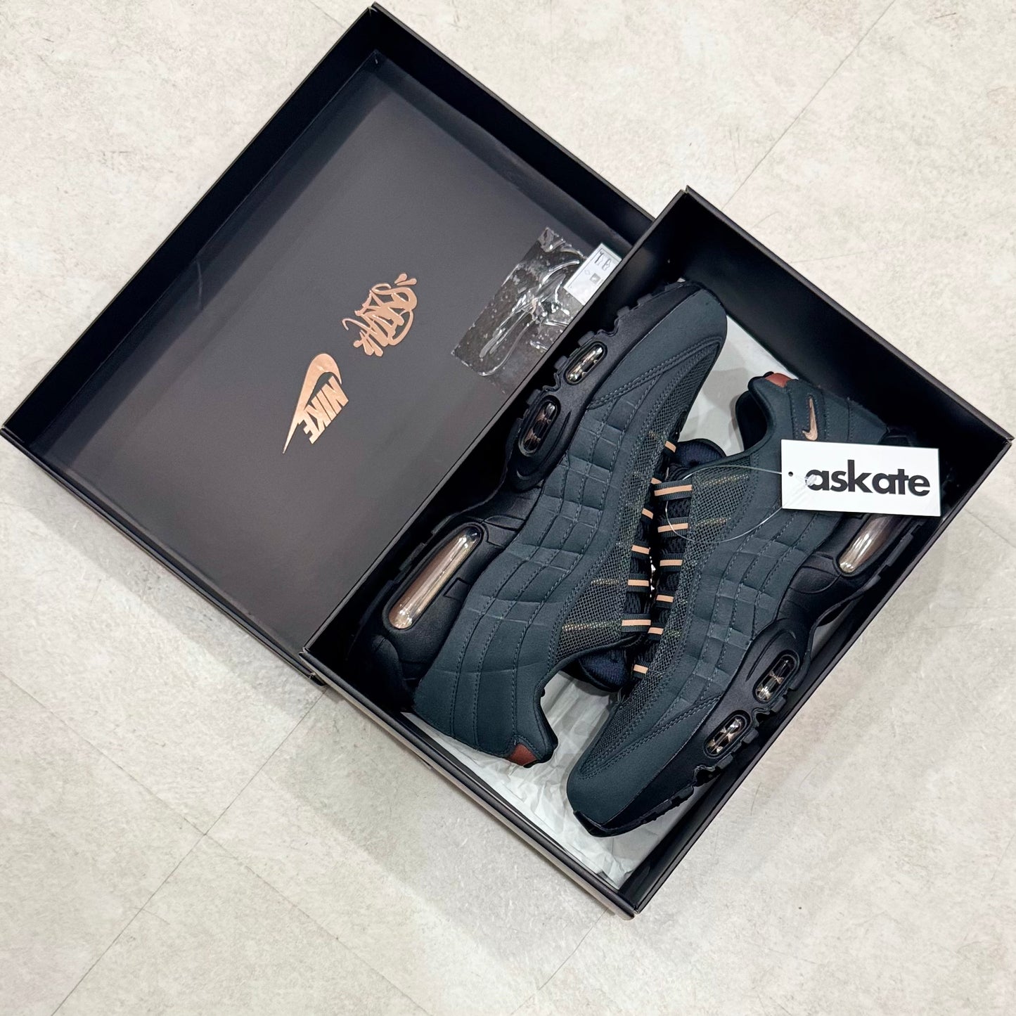 HQ6457-001 Nike Air Max 95 Central Cee