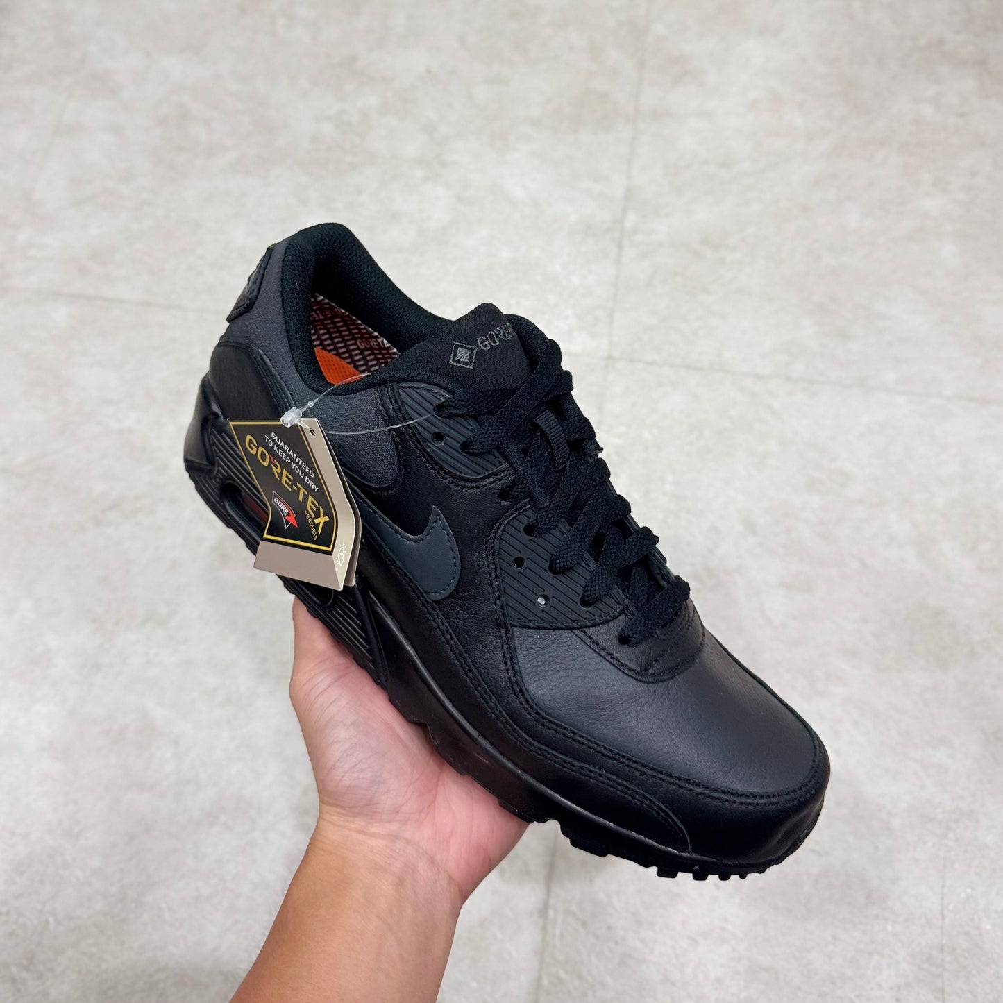 DJ9779-002 Nike Air Max 90 Gore-Tex