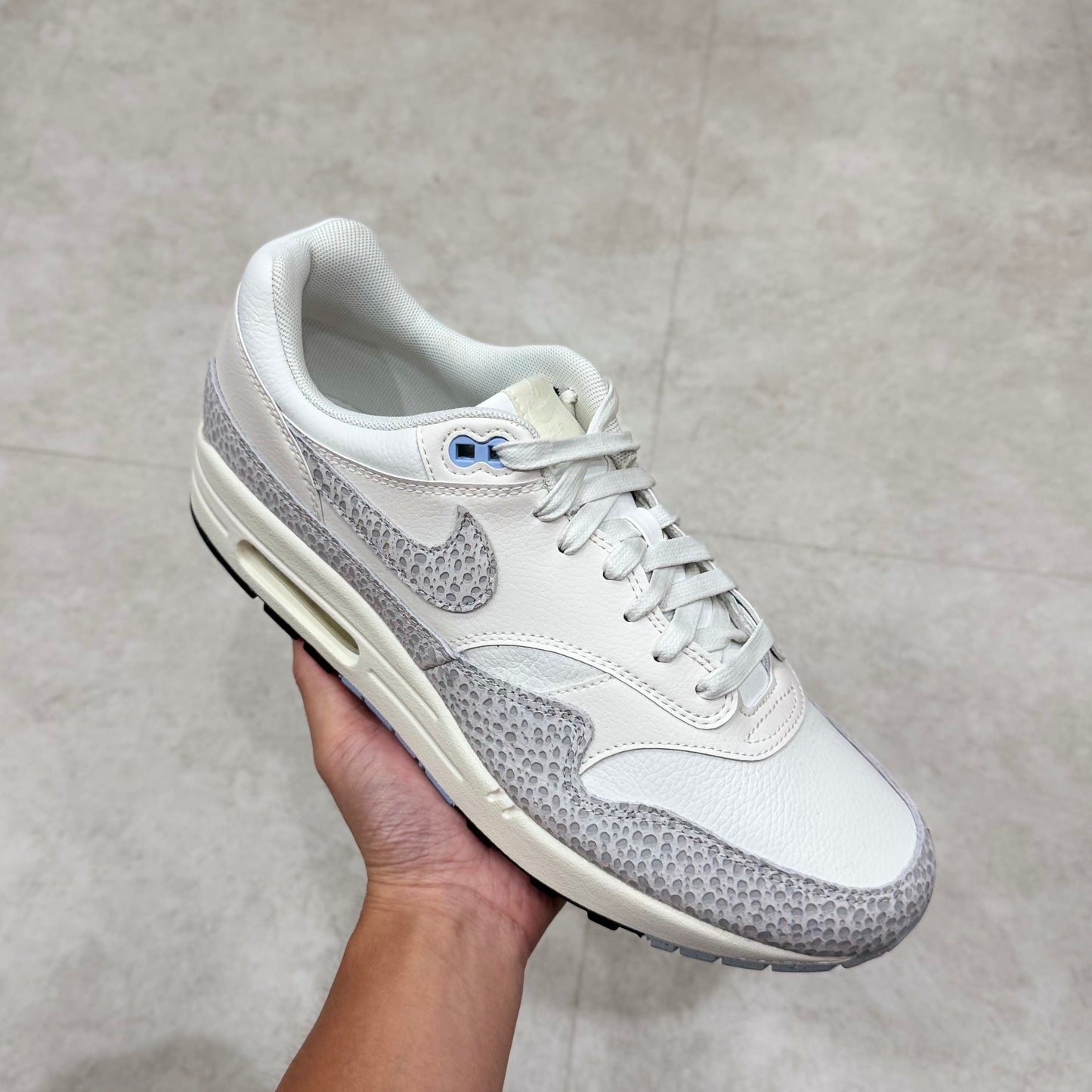 FB5059-100 Nike Air Max 1 Safari