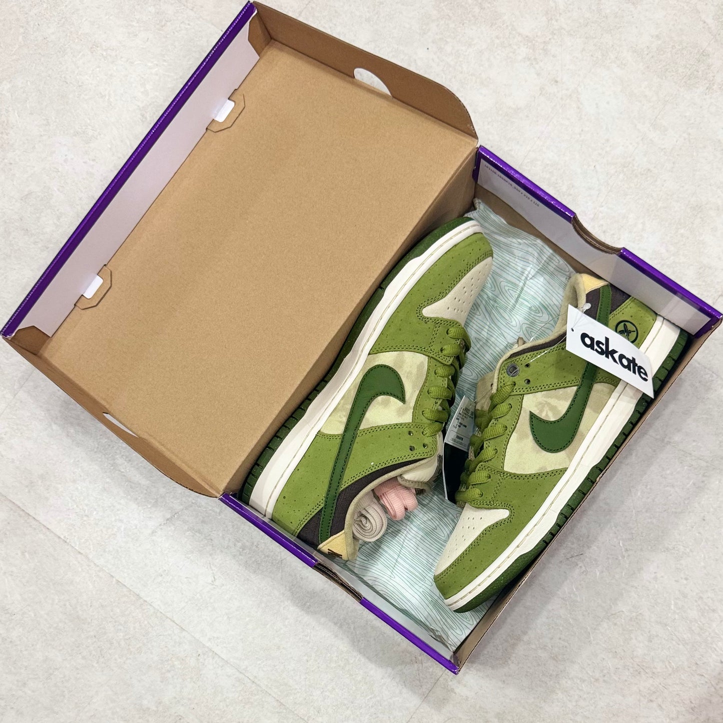 HF8022-300 Nike SB Dunk Yuto Horigome