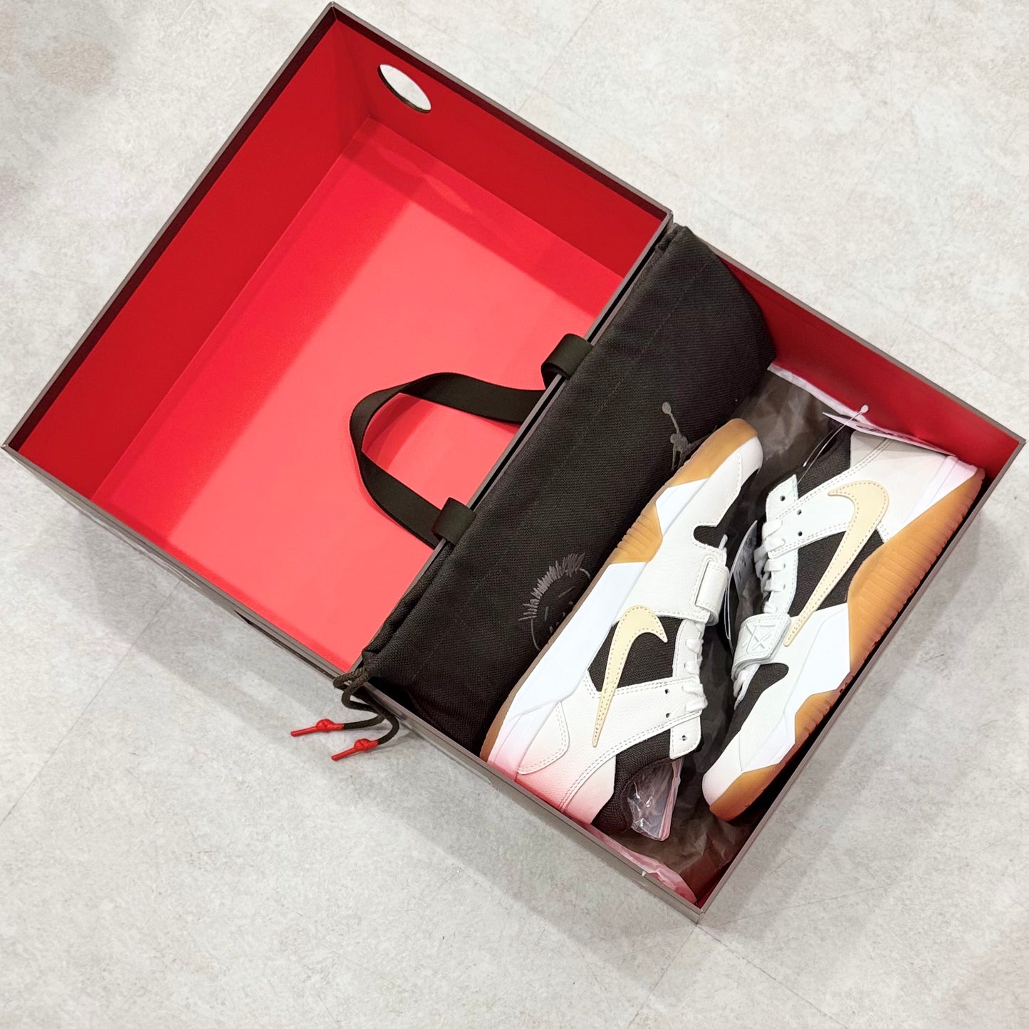 FZ8117-100 Nike Jumpman Jack Travis Scott Sail