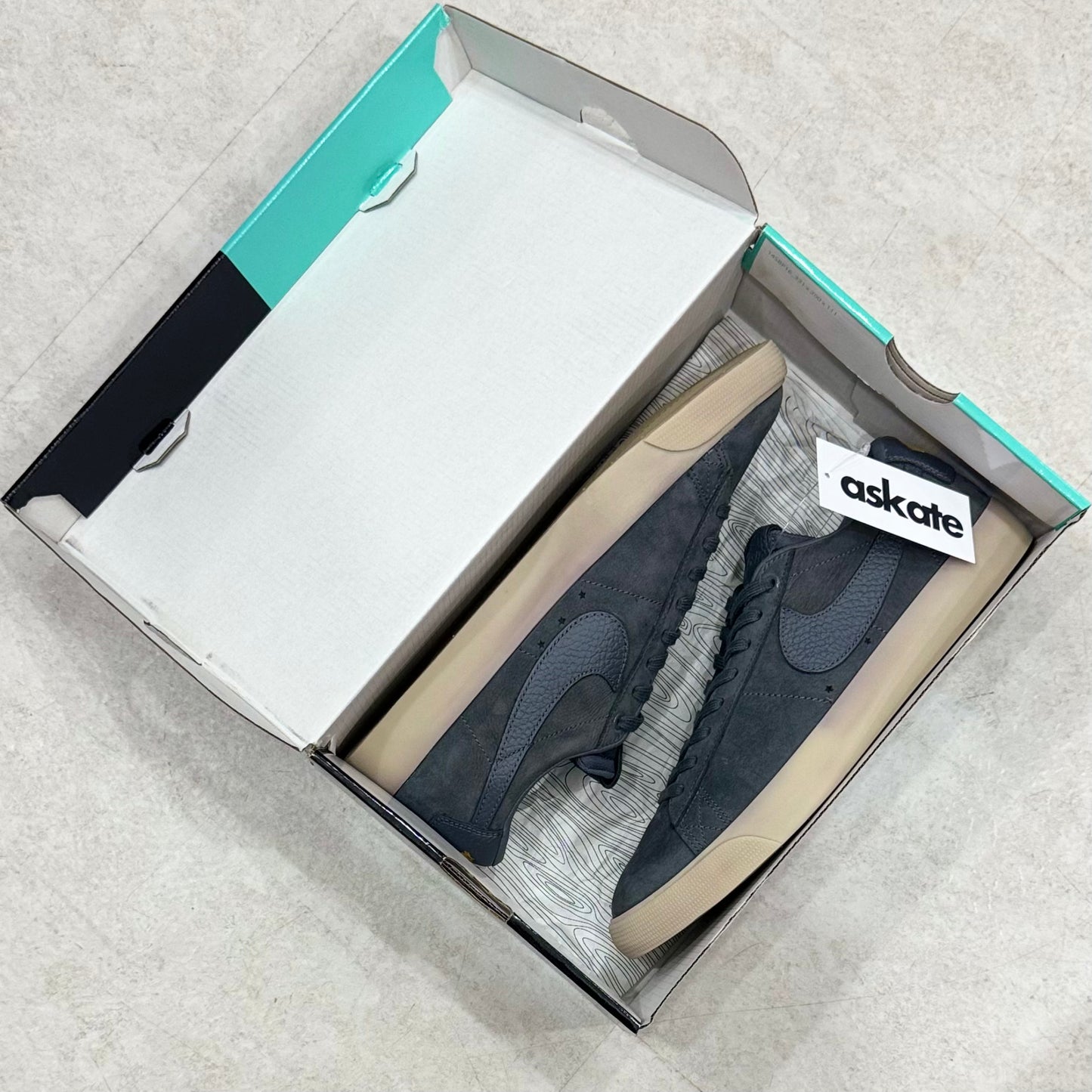 AQ9941-007 Nike SB Blazer Antihero Skateboards 2018