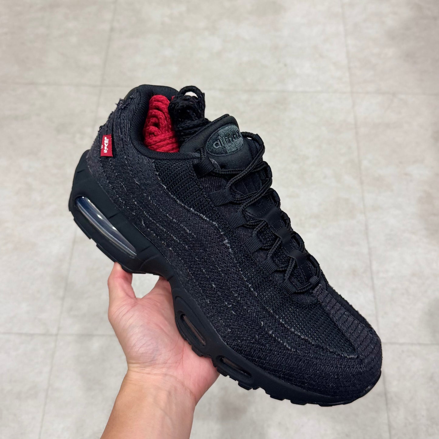 HM4743-001 Nike Air Max 95 Levi's Black Denim