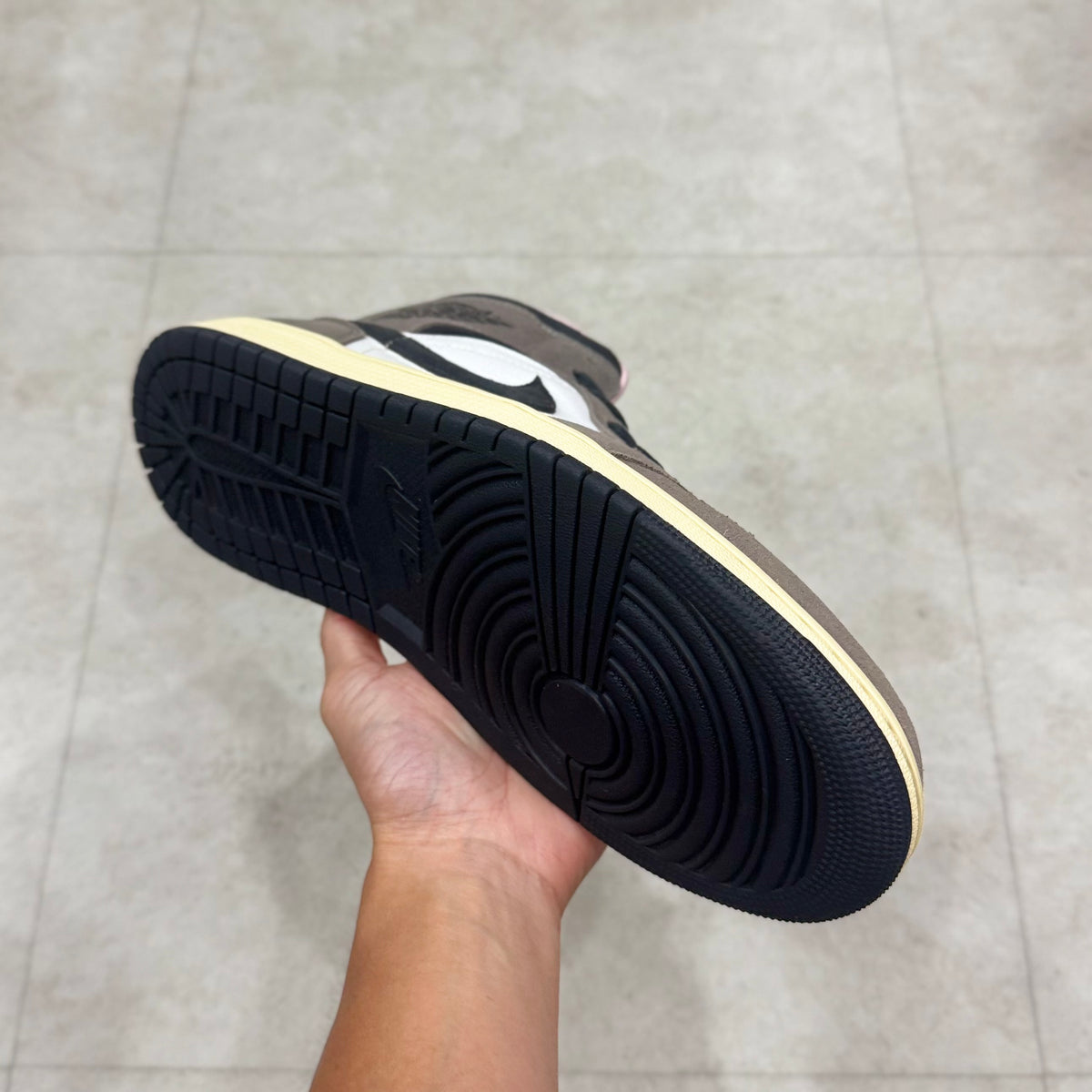 HQ2011-100 Nike Air Jordan 1 Cave Stone