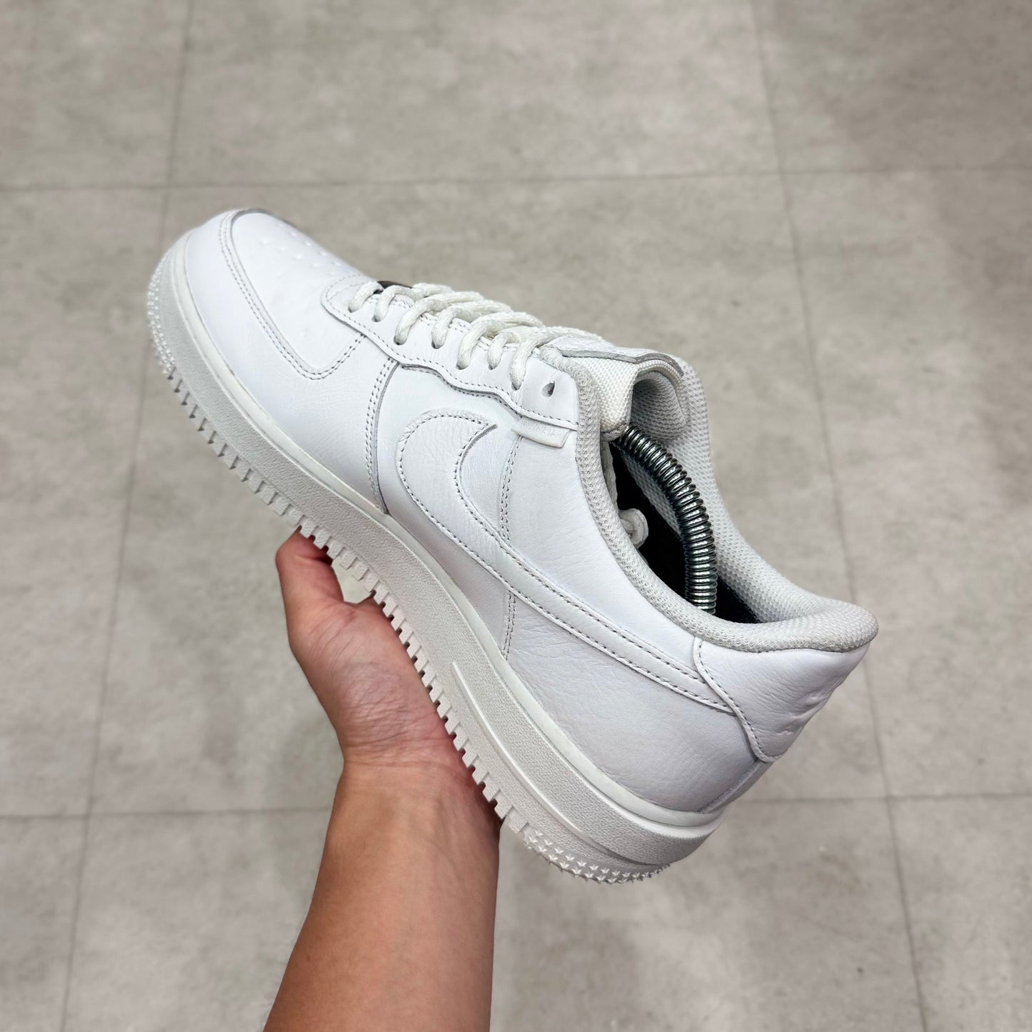 HV5953-100 Nike Air Force 1 Gore-Tex Vibram Summit White
