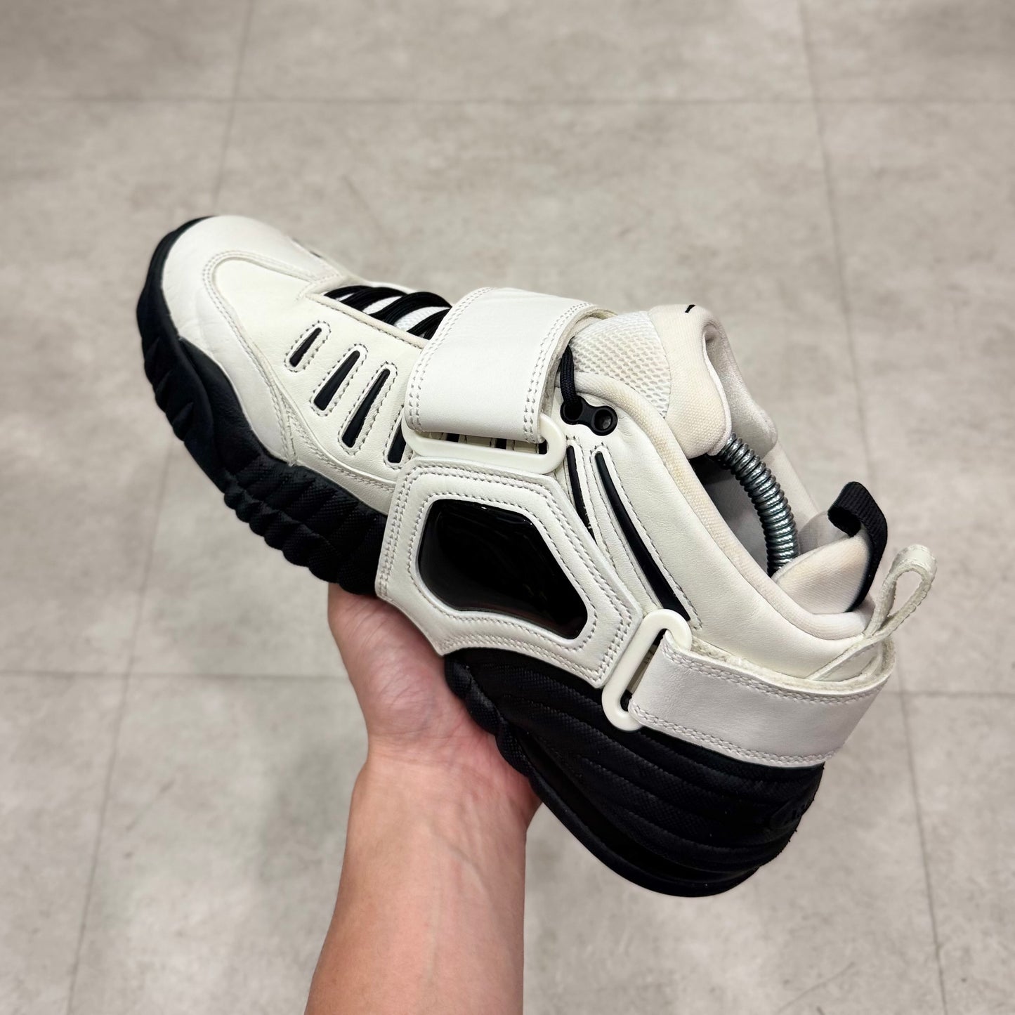 DM8465-100 Nike Air Adjust Force Ambush Summit White