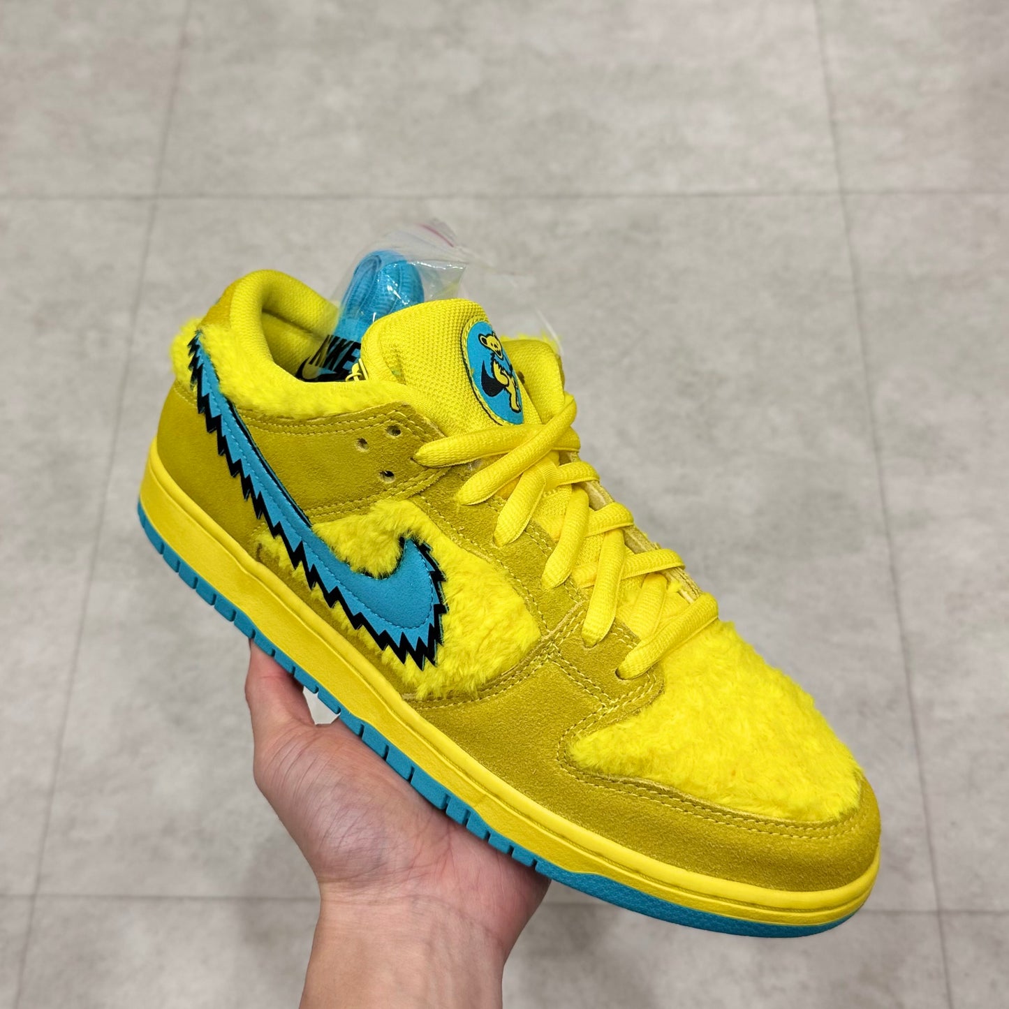 CJ5378-700 Nike SB Dunk Grateful Dead Yellow Bear
