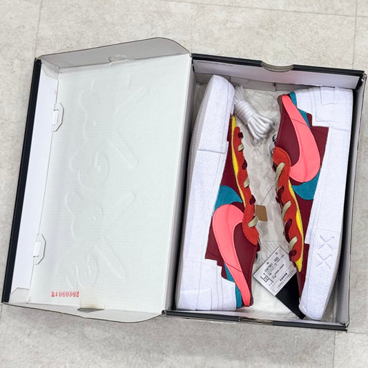 DM7901-600 Nike Blazer Sacai Kaws Team Red