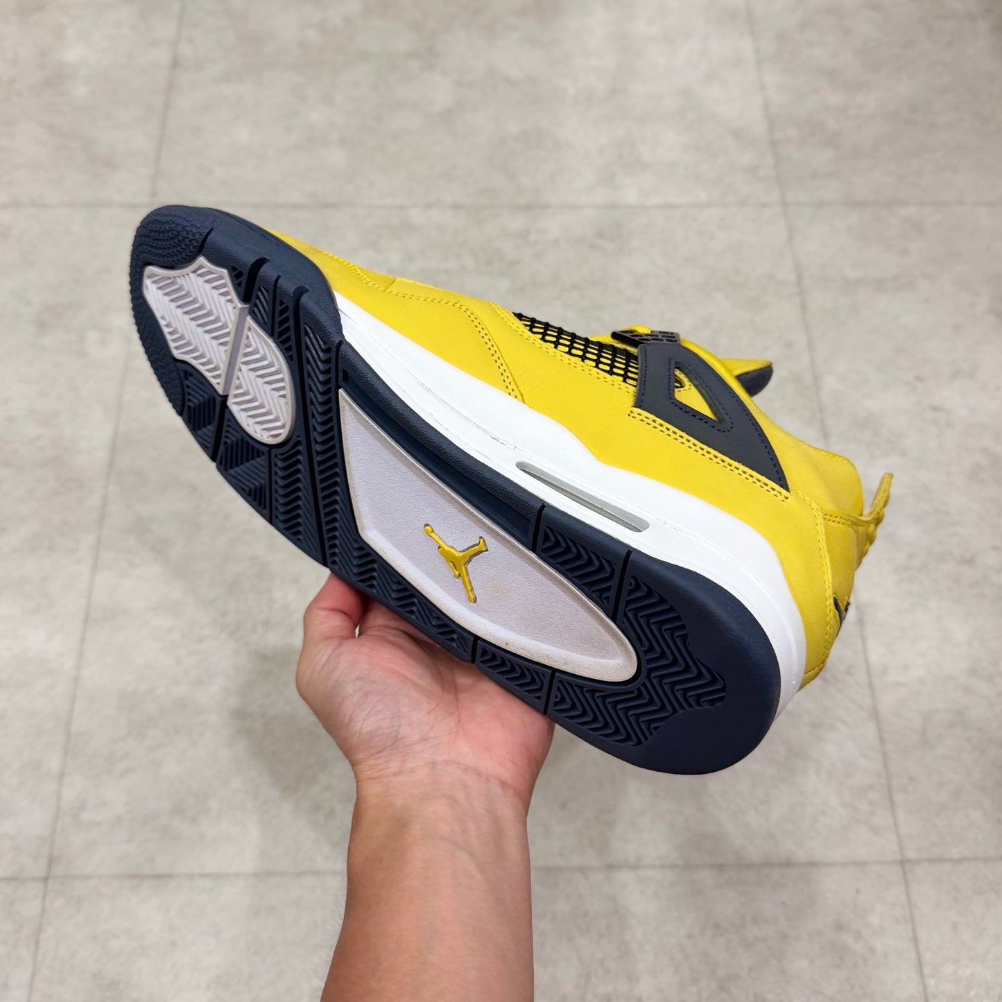 CT8527-700 Nike Air Jordan 4 Lightning 2021