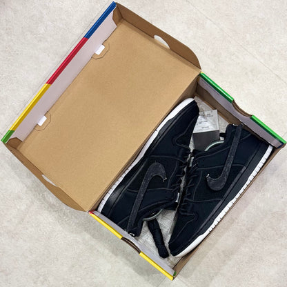 DH7756-010 Nike SB Dunk Gnarhunters