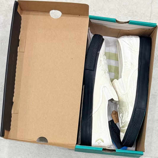 1SC864 Converse Skateboarding Slip-On Shinpei Ueno