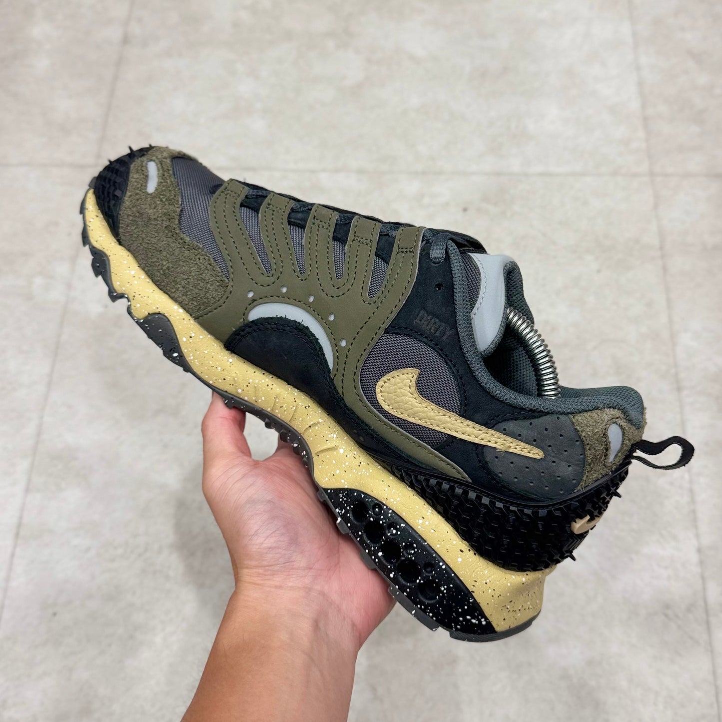 FN7546-300 Nike Air Terra Humara Undefeated Cargo Khaki