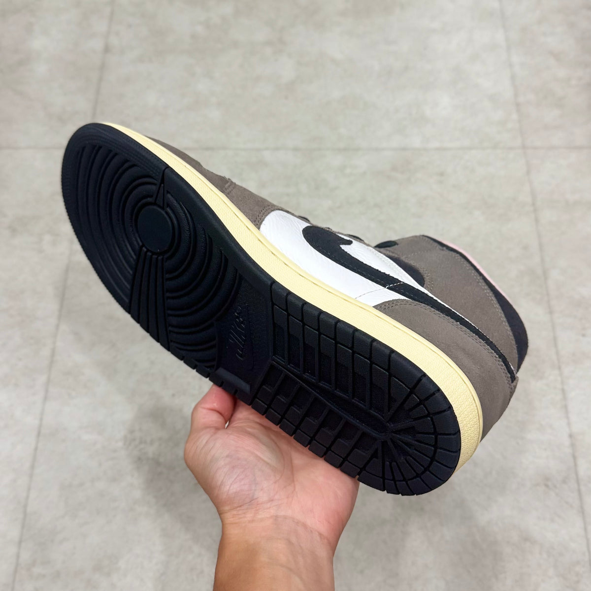 HQ2011-100 Nike Air Jordan 1 Cave Stone